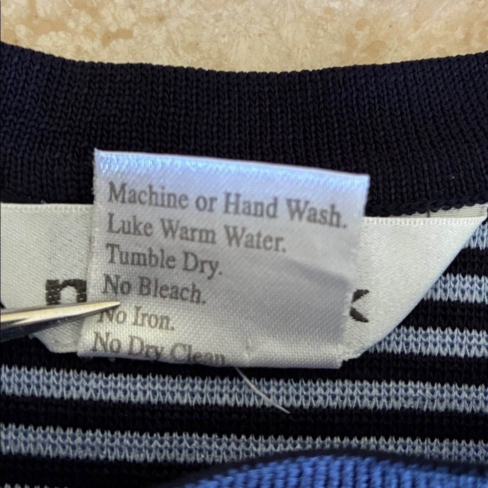 Misook striped knit tank, Women's XL Blue & White, split sides. EUC - Picture 11 of 15